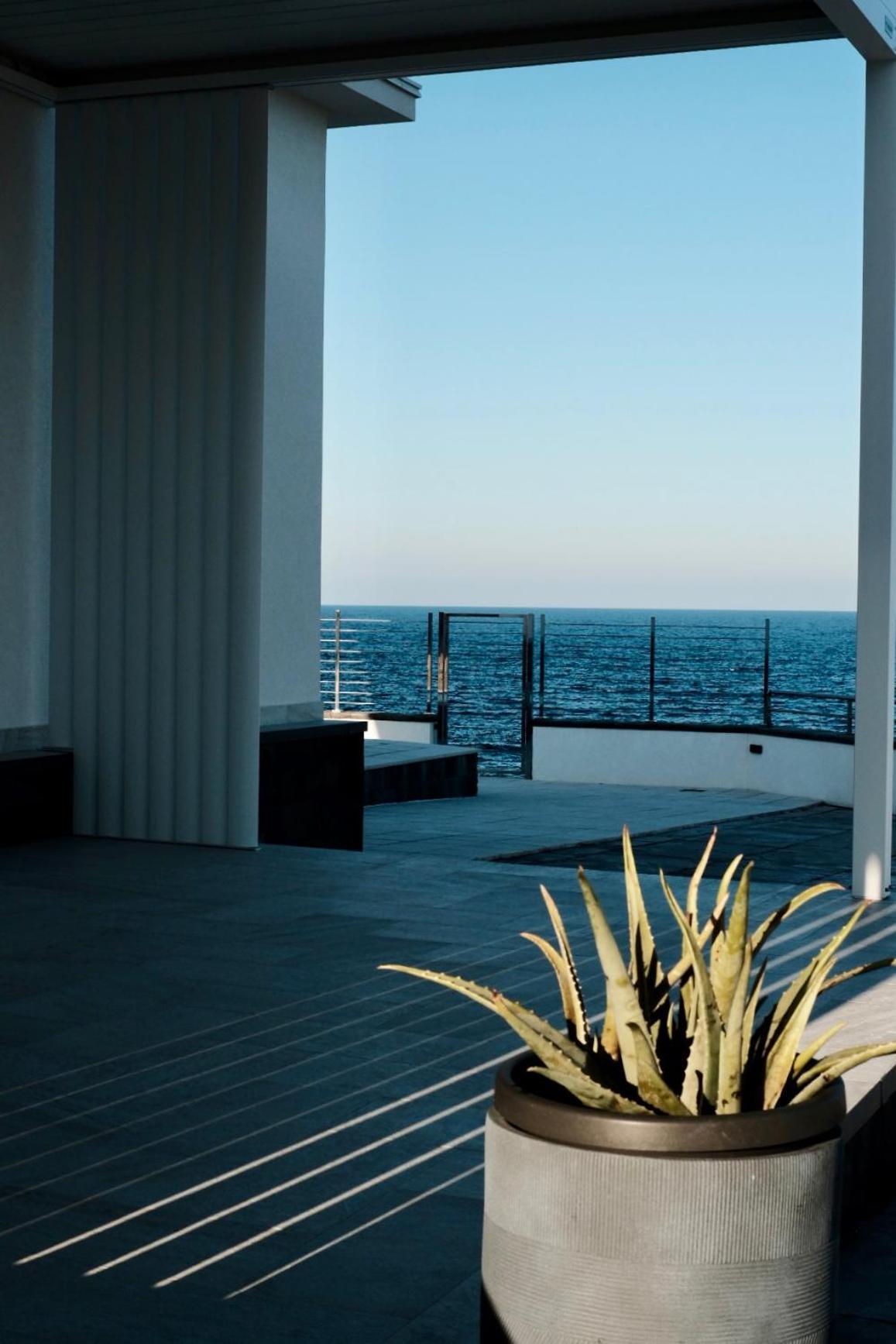 Marinabay Villa Аугуста Екстериор снимка
